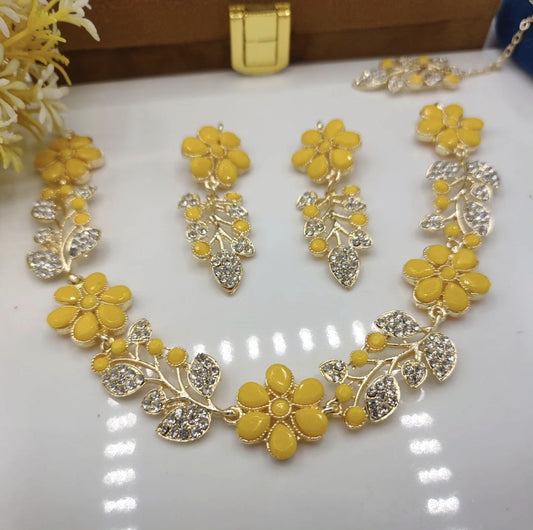 Pakistani/ Indian/ Asian Choker Set with Zirconia